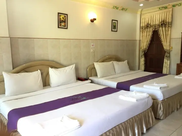 Нонгкхай: Hirun Grand Hotel
