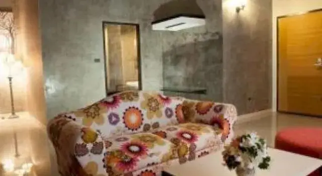 Чианграй: M Residence & Hotel