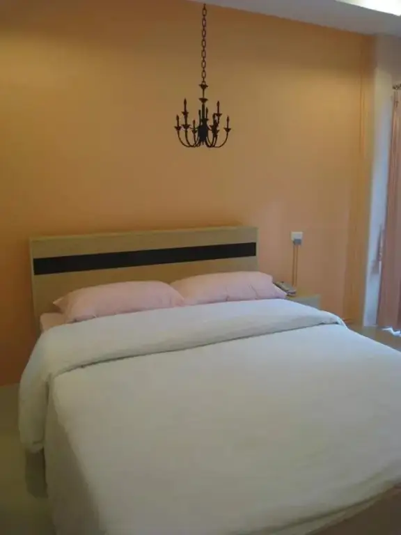 Кхонкэн: C.S. Poonpol Apartment