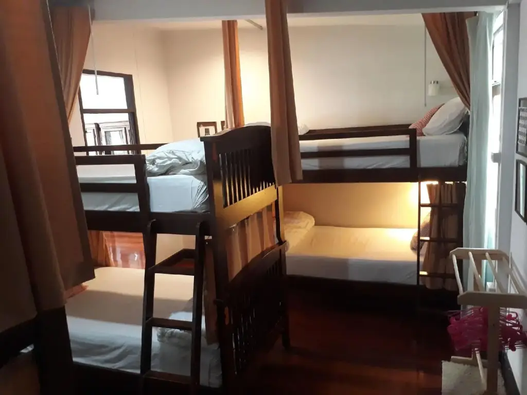 Бангкок: House 23 Guesthouse