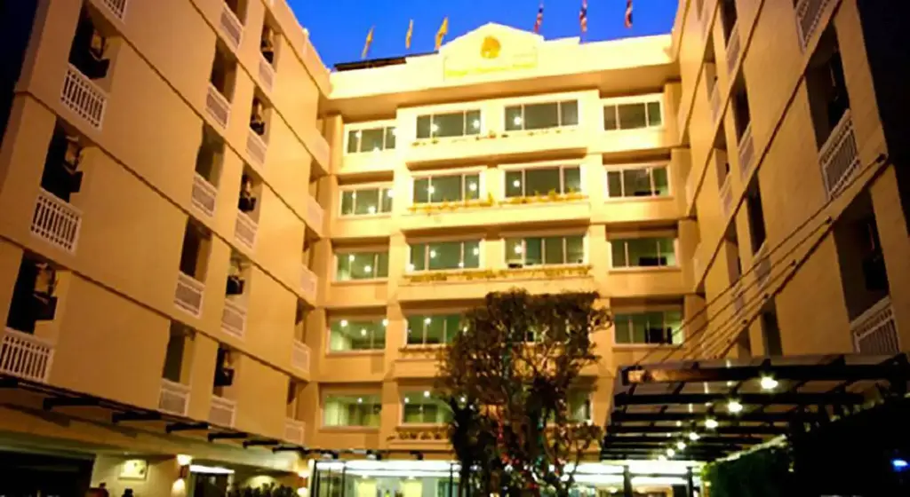 Royal Panerai Hotel — фото 1