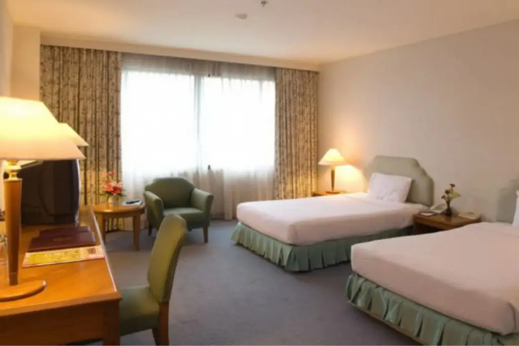 Транг: Thumrin Thana Hotel