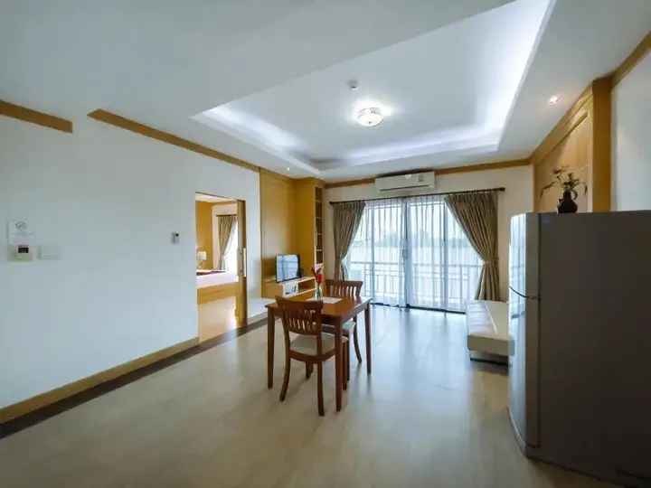 Нонгкхай: Royal Nakhara Hotel