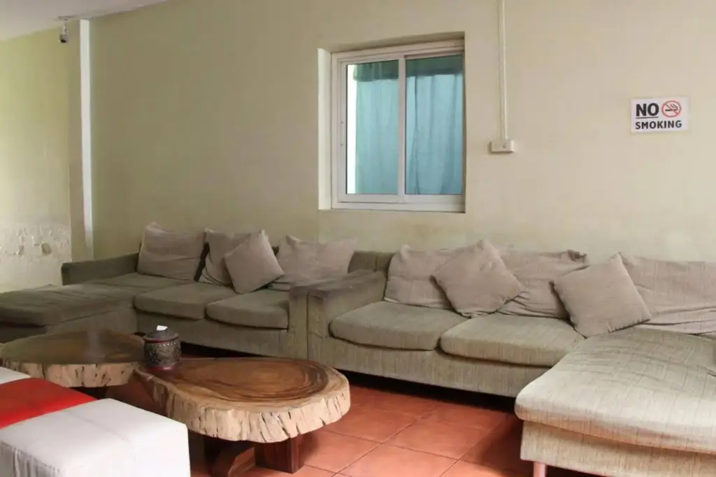 Муанг: OYO 1054 Phuket Backpacker Hostel