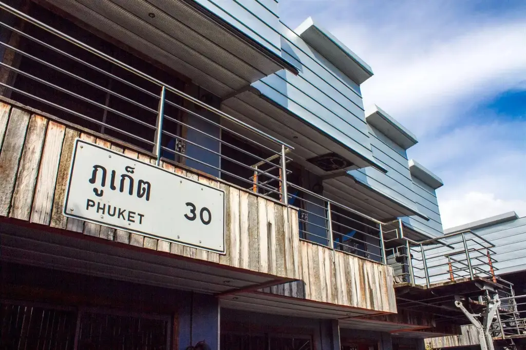 Nicky's Handlebar Hotel — фото 1