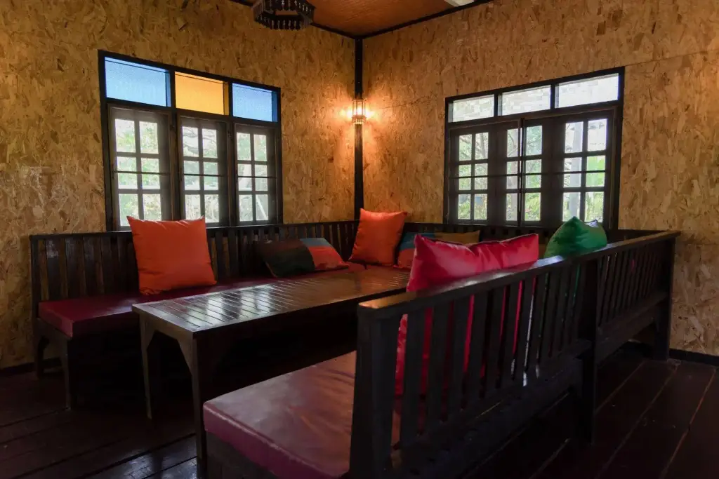 Ханг Донг: Little Village Chiang Mai