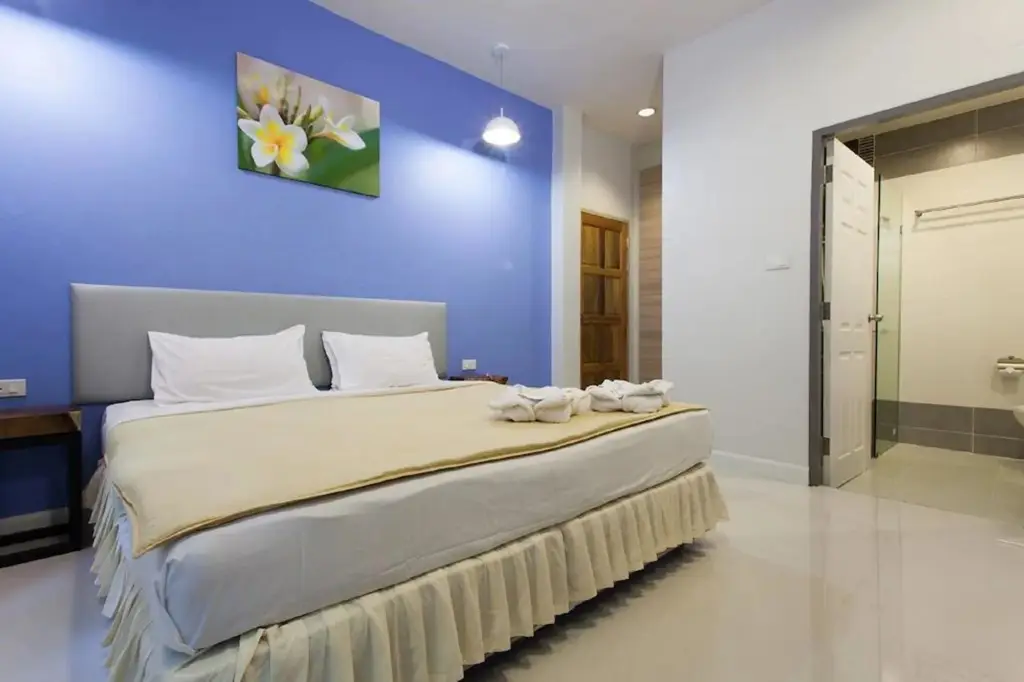 Муанг: Sandy House Rawai
