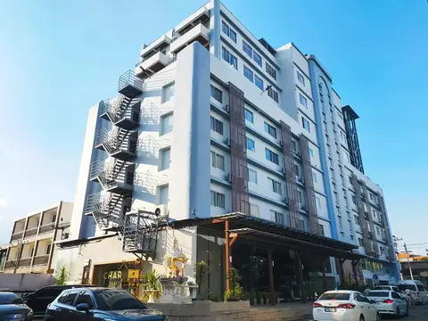 Mayflower Grande Hotel Chiang Mai — фото 1