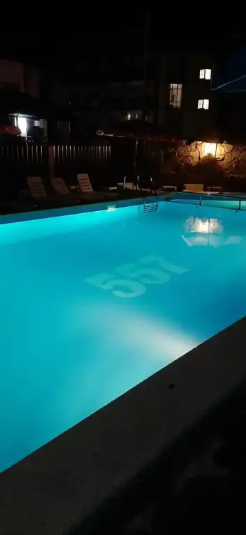 Новомихайловский: Отель 557