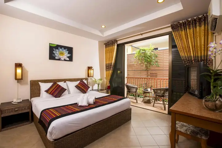 Пхукет: Kata Silver Sand Hotel by Eazy
