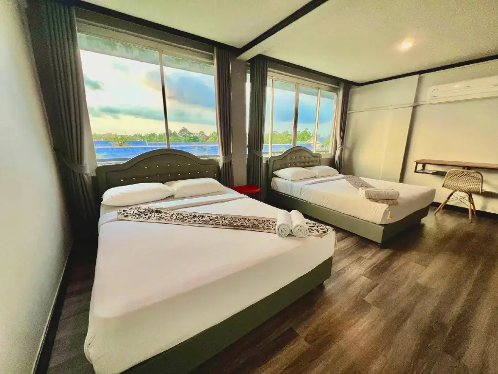 Клаенг: Pimpimarn Beach Hotel
