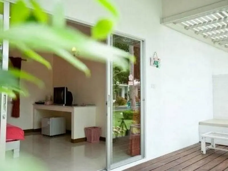 Сам-Рои-Йот: Tiew Maprao Ao Pran Resort