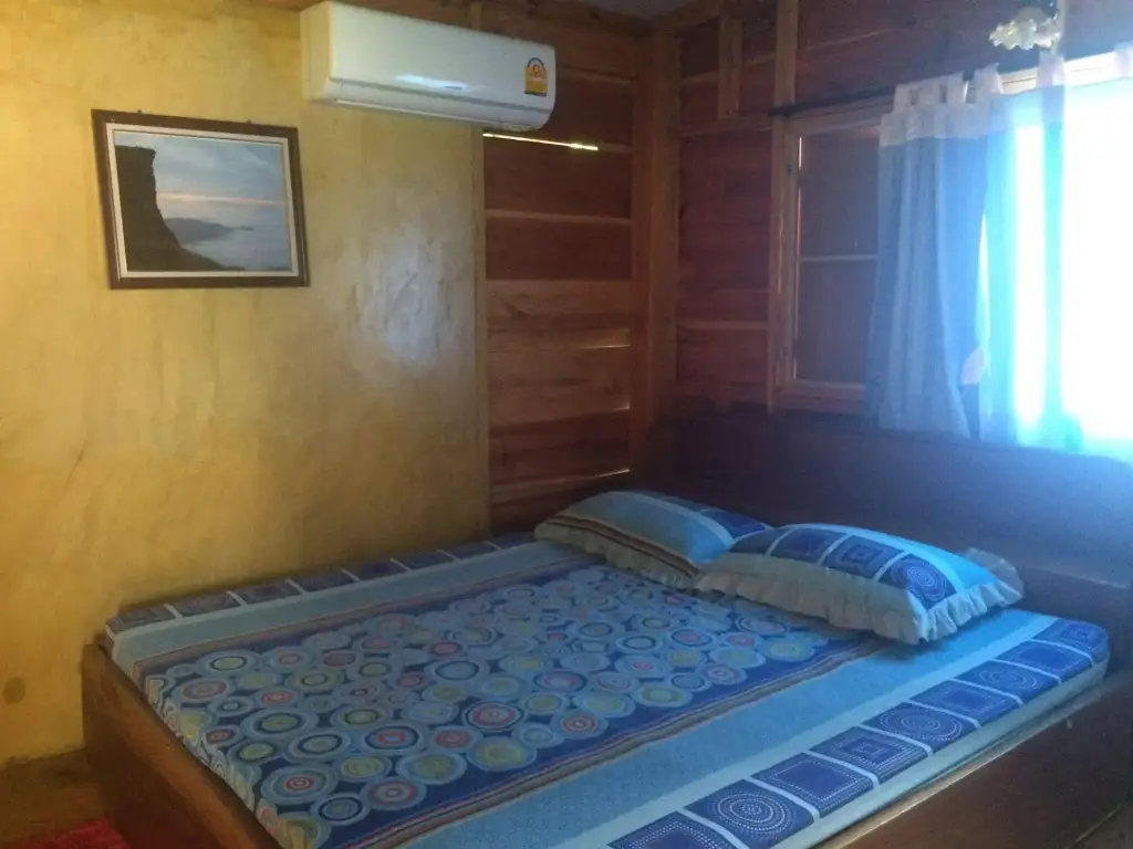 Паи: Maeyen House