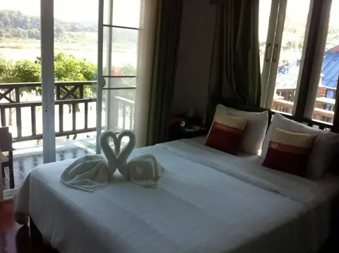The River House Hotel — фото 1