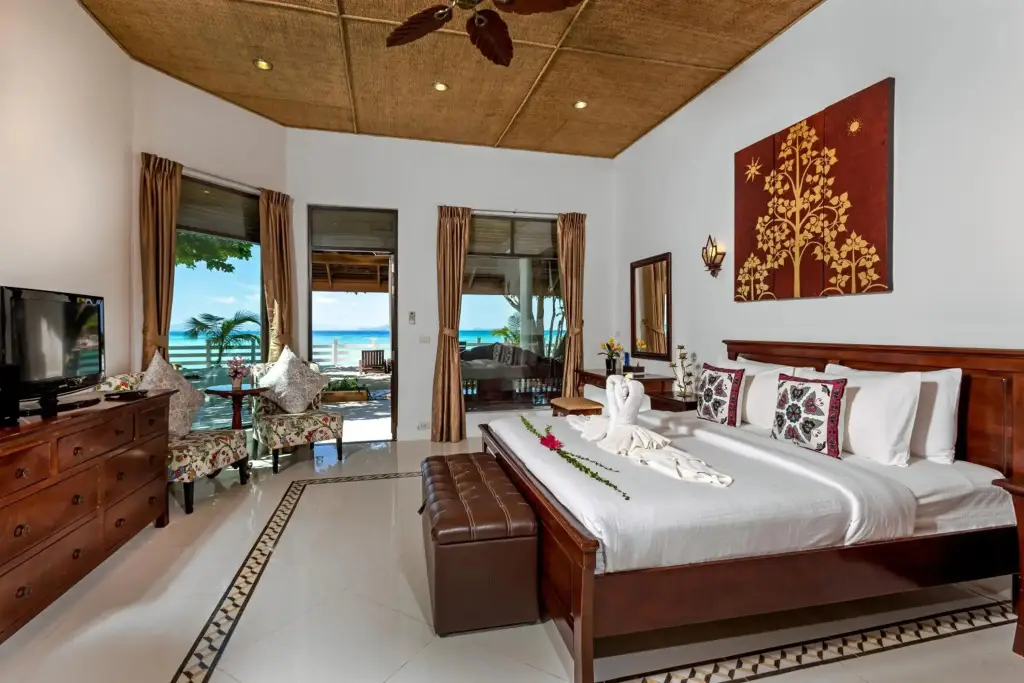 Пхукет: Racha Island Resort