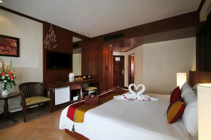 Пхукет: Baan Karonburi Resort