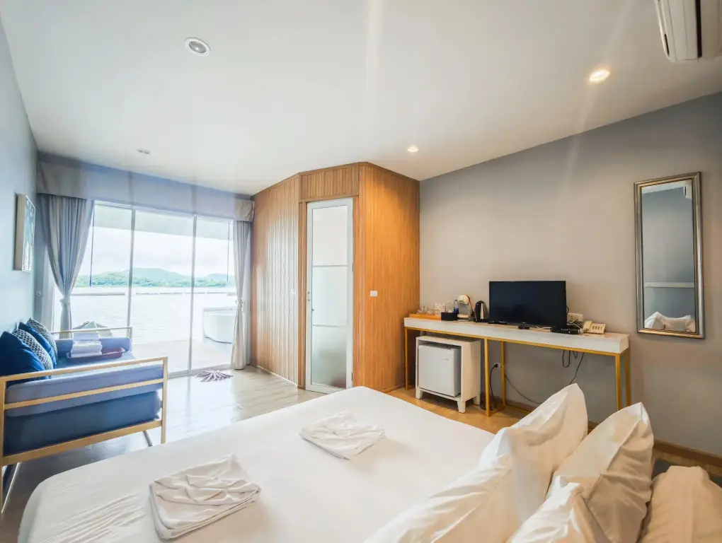 Тха Кра Дан: Raya Buri Resort