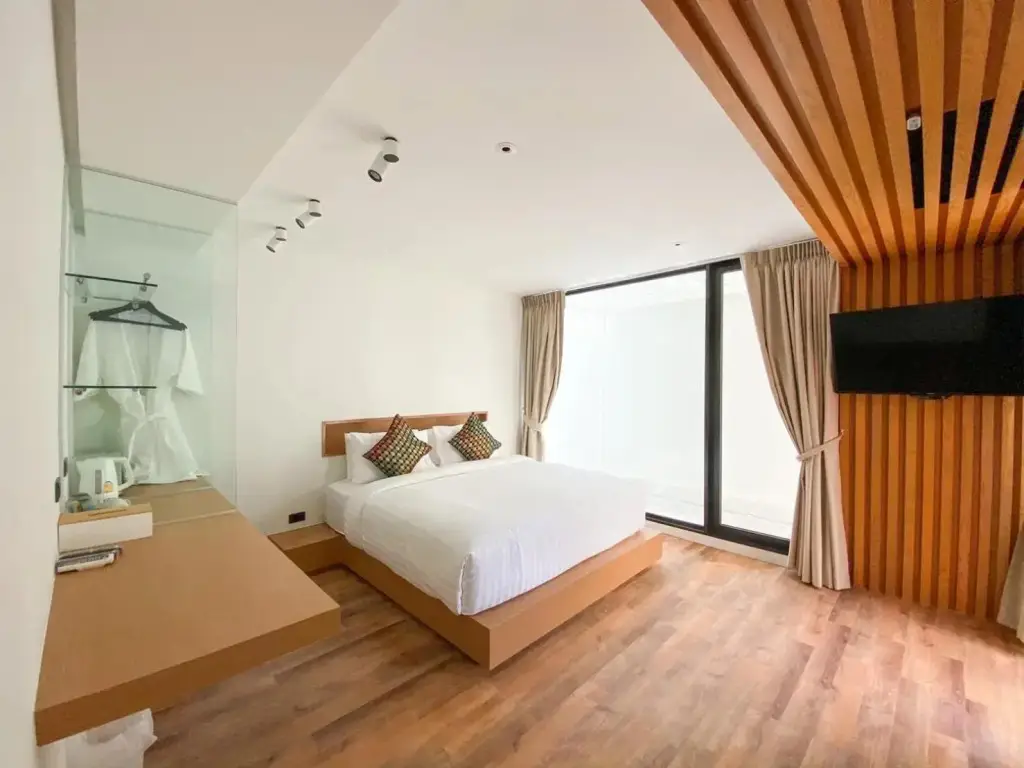 Чаам: Nirundorn Resort
