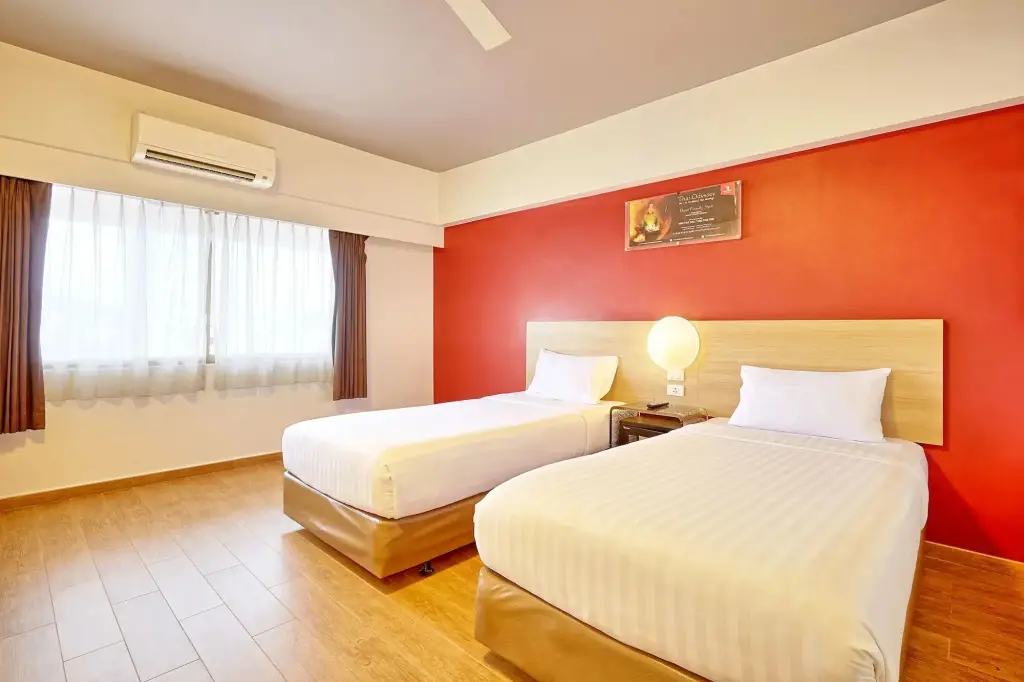 Хатъяй: Easy Planet Hat Yai