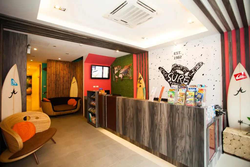 Пхукет: Must Sea Hotel Kata