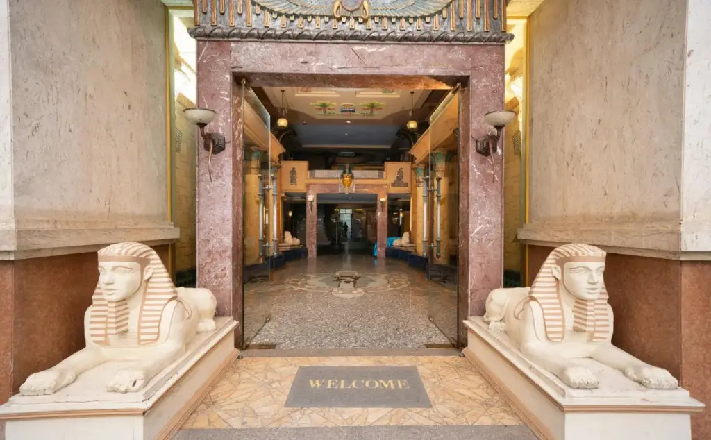 Паккрет: Отель Luxor Bangkok