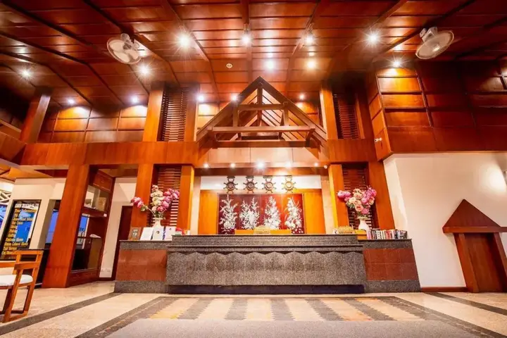 Пхукет: Karon Princess Hotel