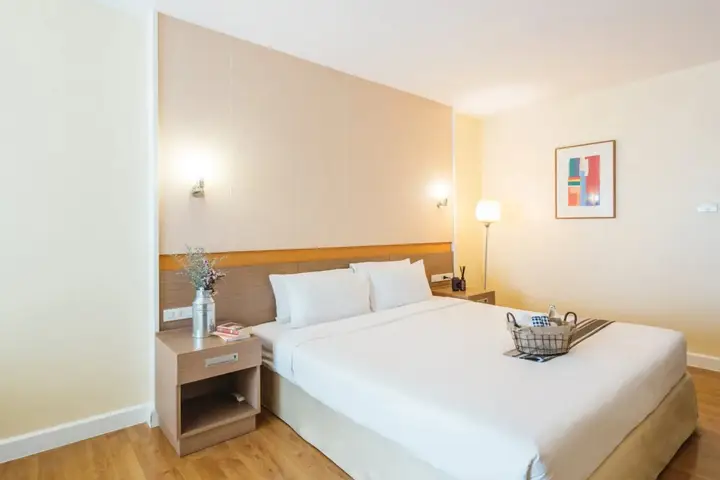 Самутпракан: Clef Hotel