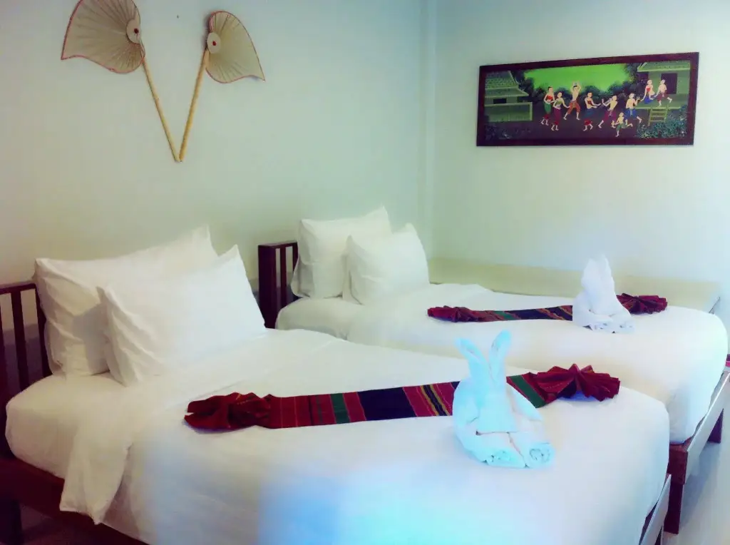 Дамноен Садуак: Maikaew Damnoen Resort