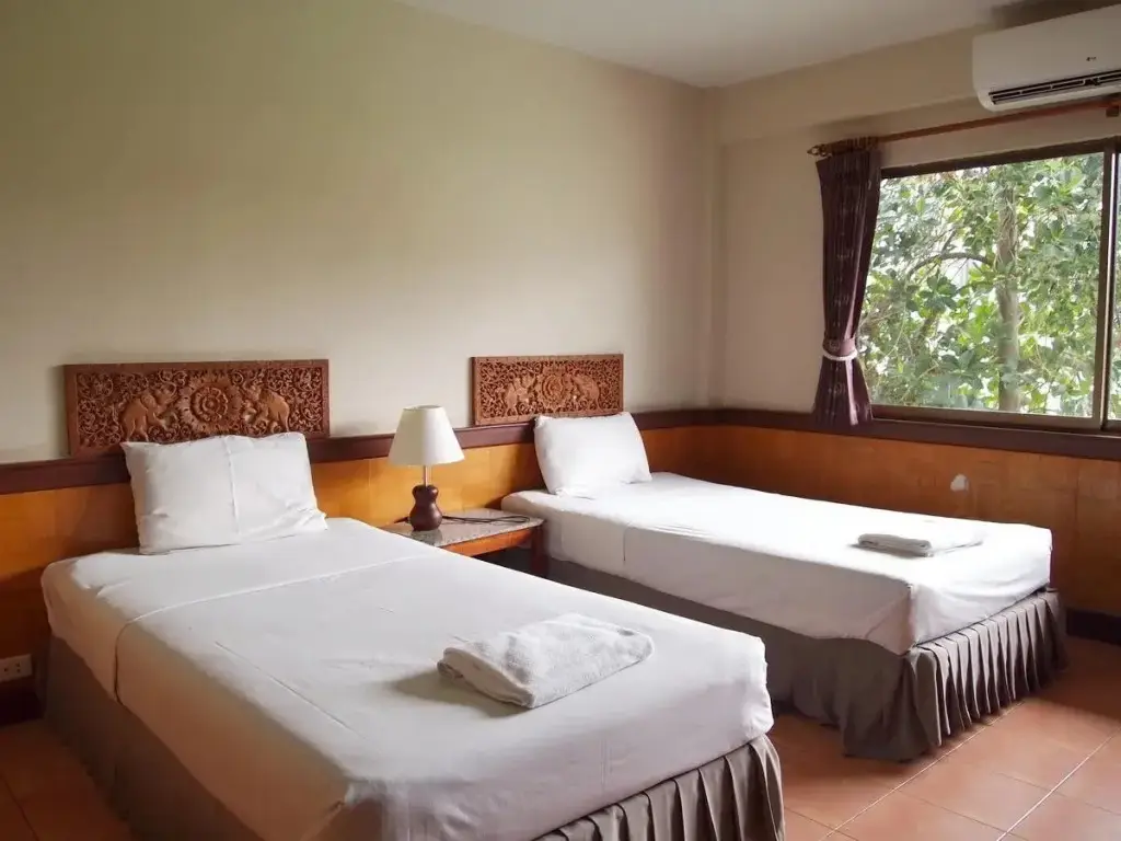 Самуи: P.Chaweng Guest House