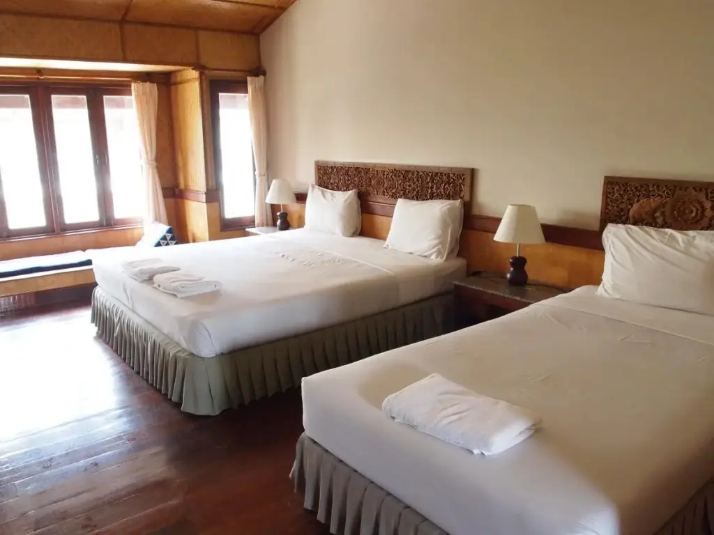 Самуи: P.Chaweng Guest House