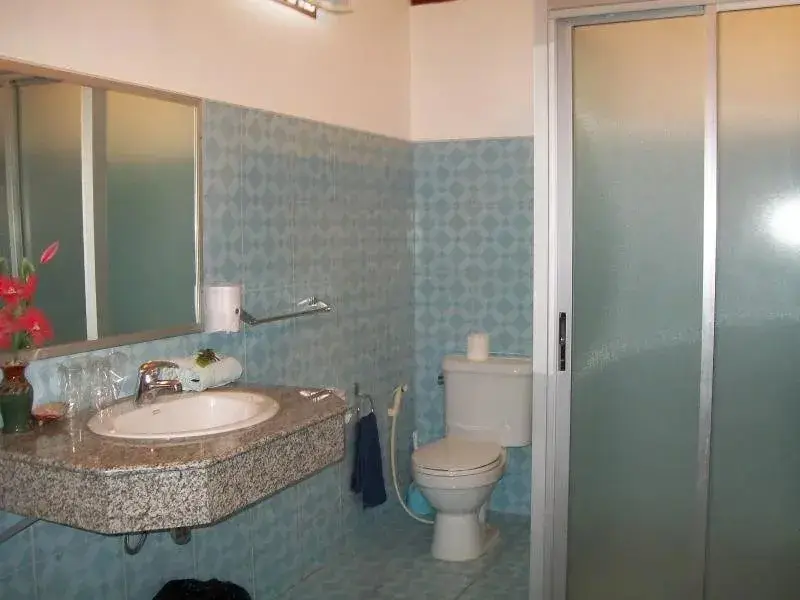 Так: Home Paradise Resort Tak