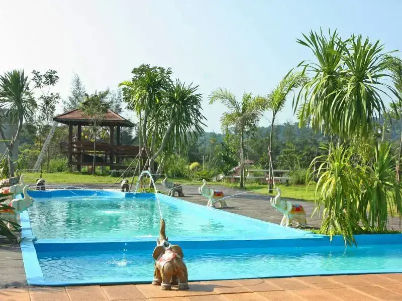 Понг Нам Рон: Iyara B.R. Resort Chantaburi