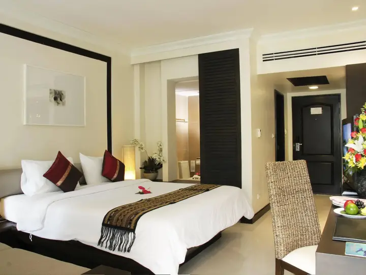 Пхукет: Thara Patong Beach Resort & Spa