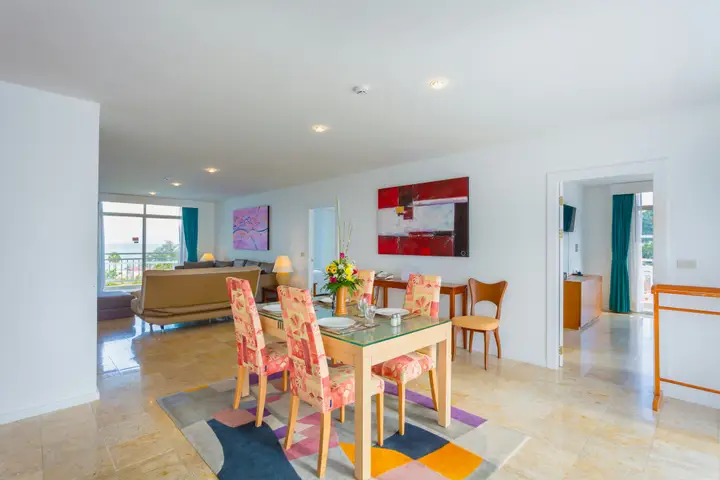 Пхукет: Waterfront Suites Phuket by Centara