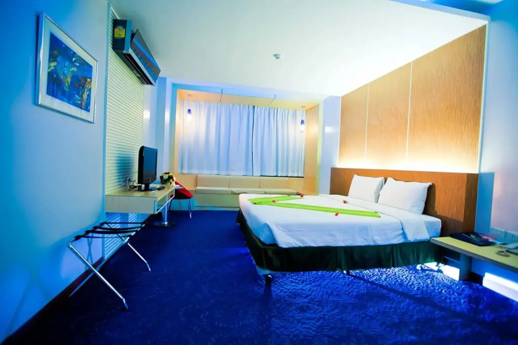 Кхлонг-Янг: V-One Hotel Korat