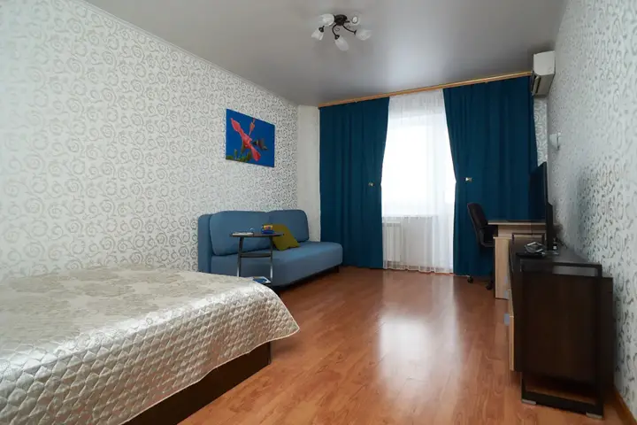 Омск: Апартаменты Comfort Apartment 70 Let Oktyabrya 10