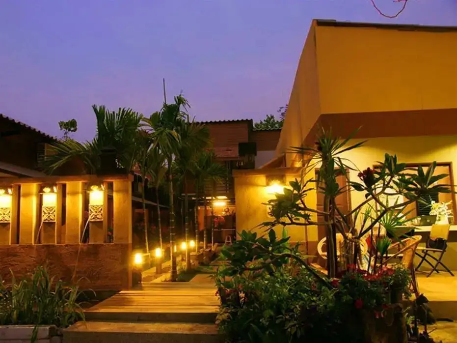 Koko Palm Inn — фото 1
