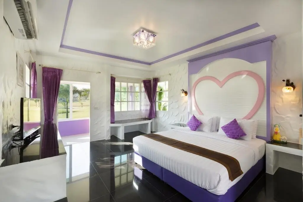 Дан-Макхам-Тиа: The Resort at Suanphueng