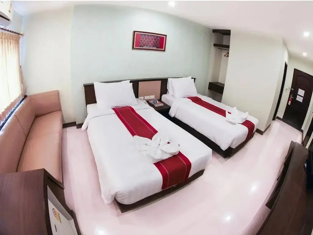 Нанг-Ронг: Phanomrung Puri Boutique Hotels and Resorts