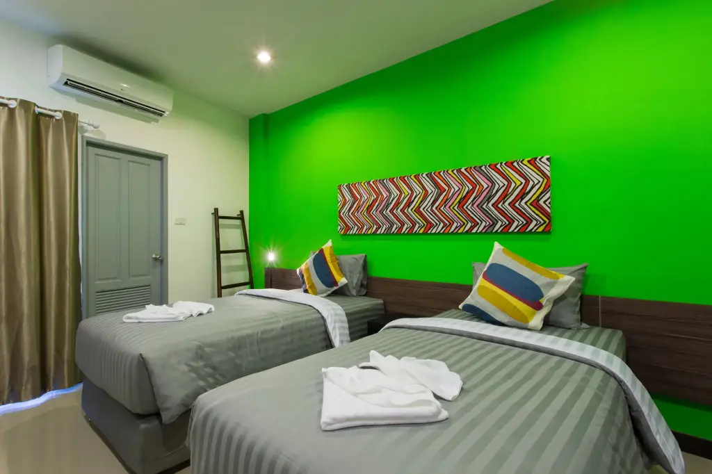 Краби: Krabi Inn And Omm Hotel