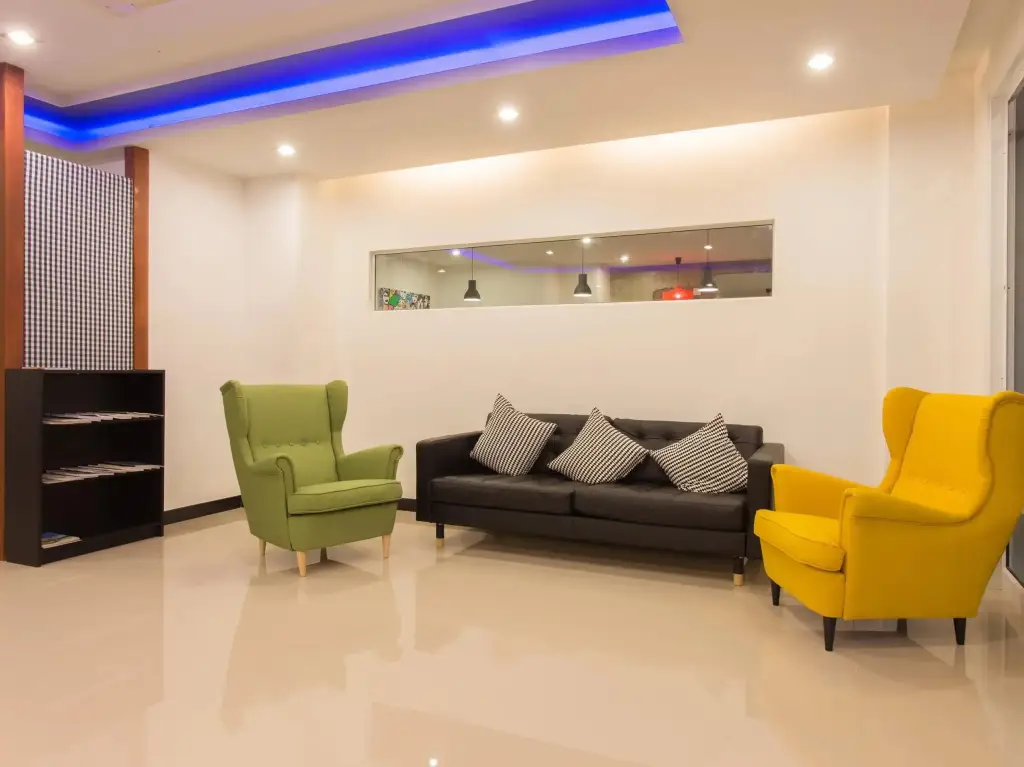 Краби: Krabi Inn And Omm Hotel