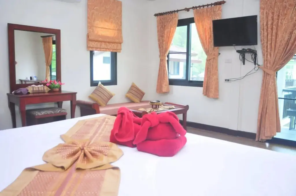 Такуа Па: The Hip Resort  @ Khao Lak