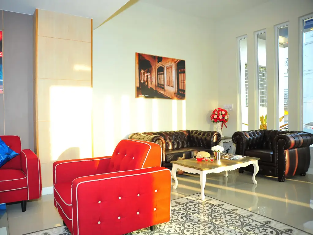 Муанг: Ratana Hotel Rassada