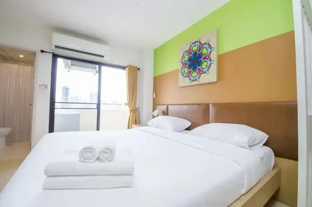Бангкок: Sitara Place Apartment