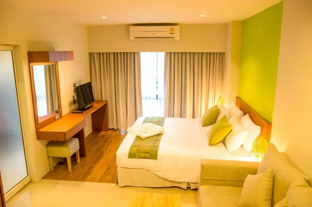 Районг: Crystal Jade Hotel