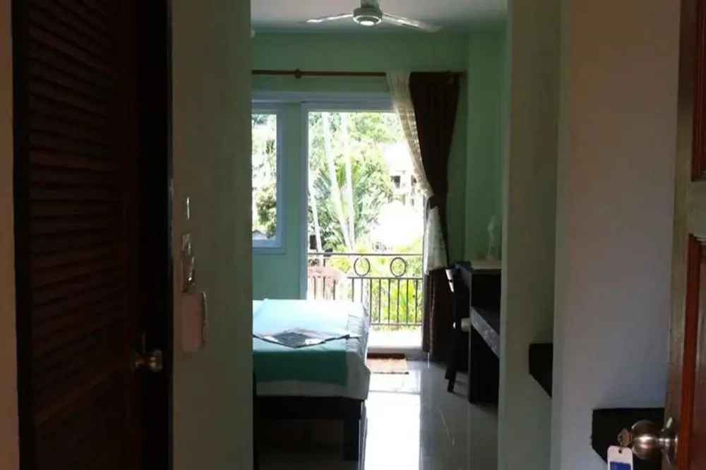 The Memories Holiday Home Beachside & Mini Zoo Samui Lamai — фото 1