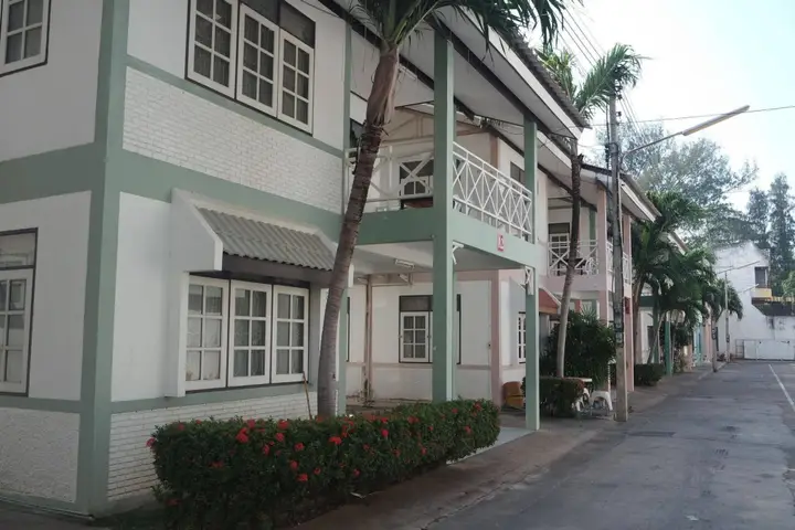 Чаам: Paisiri Hotel