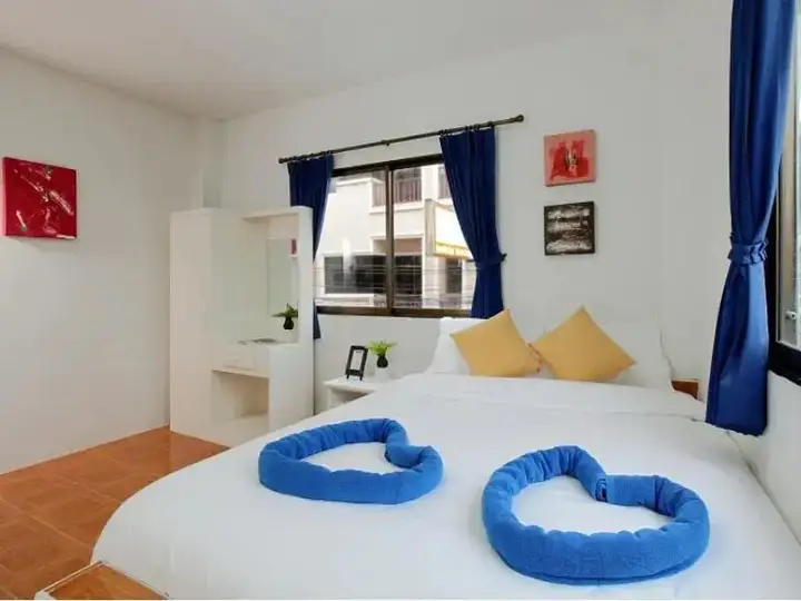 Кату: Mam Hostel