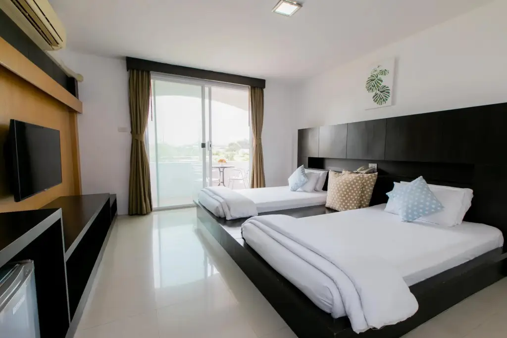 Чумпхон: The Mercy Hotel