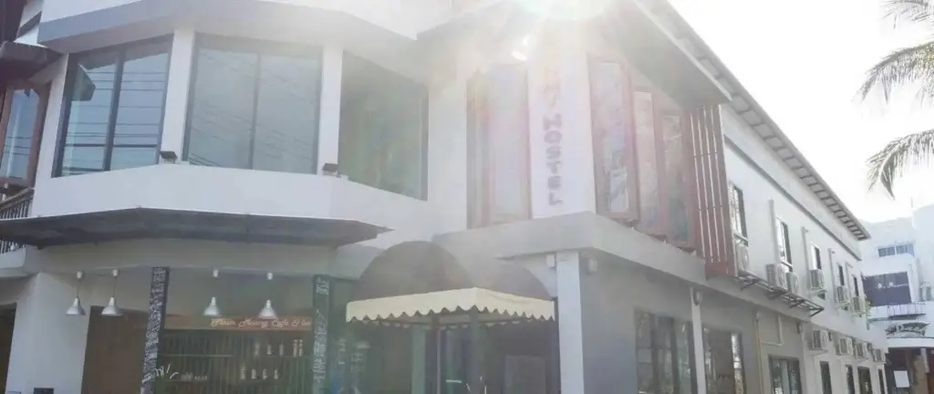 Sunny Hostel Chiangmai @Tha Pae — фото 1